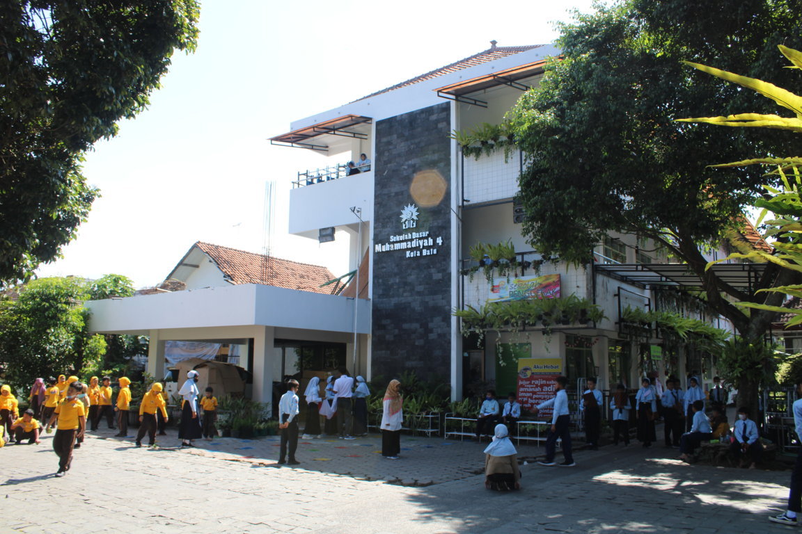 Foto Kebersamaan Murid Sekolah